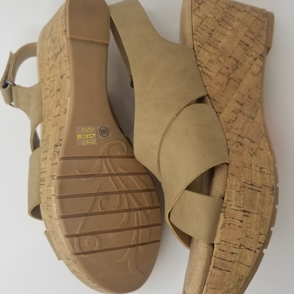 New CL Chinese Laundry WEDGES MEMORY FOAM - Picture 4 of 6